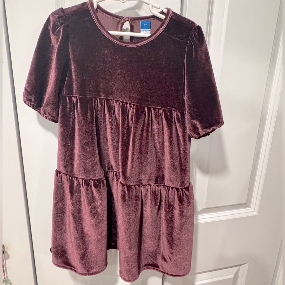Old Navy Kids Casual Dress in Burgundy Velvet
